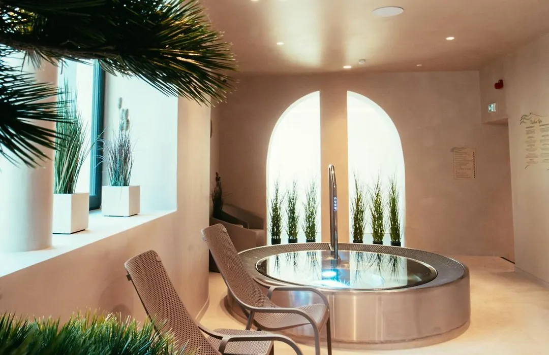 Braavo Spa Hotel-1